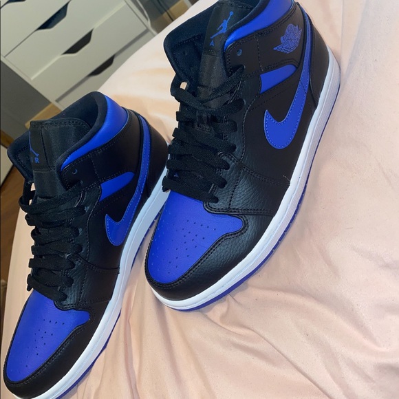 Jordan Other - Black and Blue Jordan retro 1s